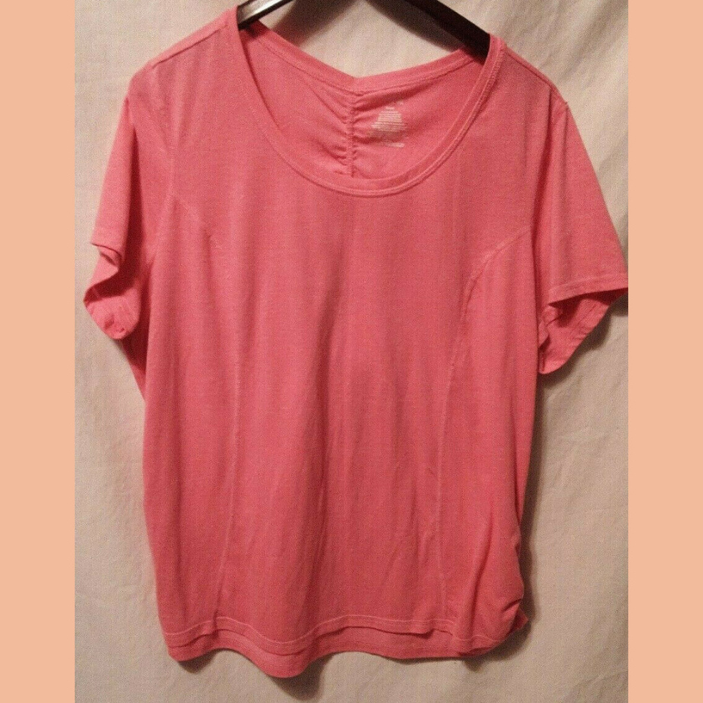 SOLD - DANSKIN NOW SHIRT WOMENS 3X 22W-24W Pink
